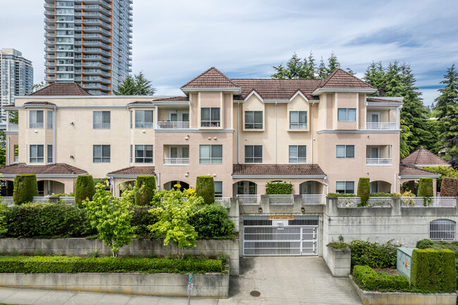 Brookside Manor in Coquitlam, BC - Building Photo - Building Photo