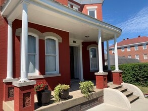 634 S Sycamore St in Petersburg, VA - Foto de edificio - Building Photo