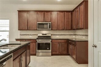 6220 Sutton Fields Trail in Aubrey, TX - Building Photo - Building Photo