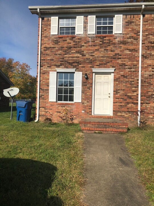 820 Southwood Dr in Murray, KY - Building Photo