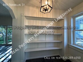 669 Franklin St in Oshkosh, WI - Foto de edificio - Building Photo