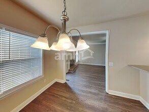 2017 Keene Cir in Spring Hill, TN - Foto de edificio - Building Photo