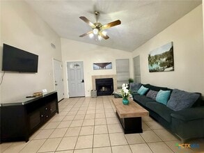907 Haynes Dr in Killeen, TX - Building Photo - Building Photo