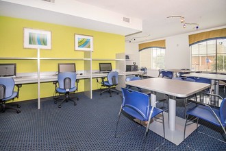 Elevate in Waco, TX - Foto de edificio - Building Photo