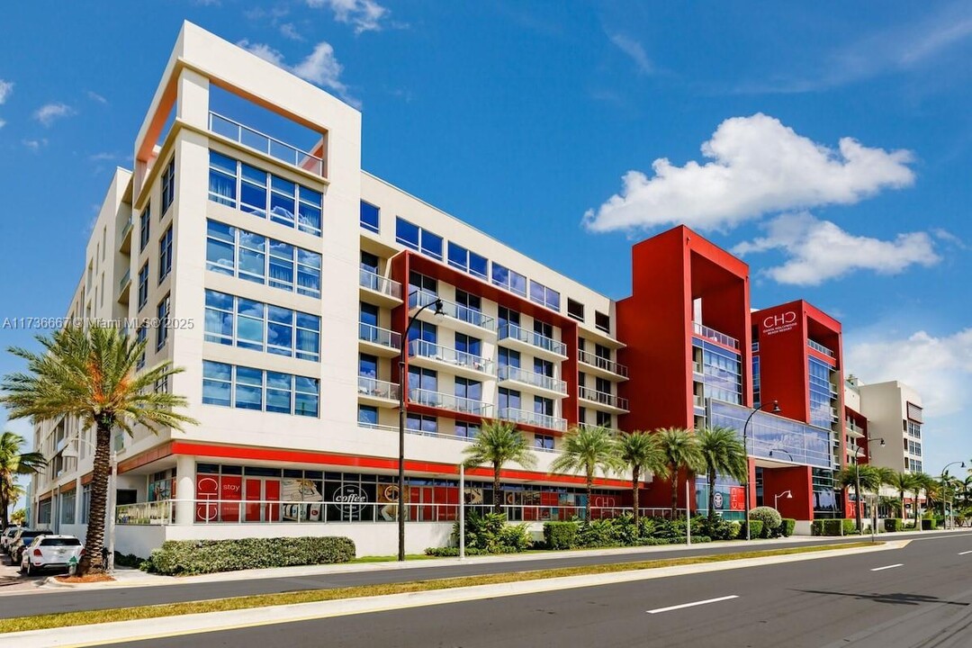 777 N Ocean Dr, Unit N435 in Hollywood, FL - Foto de edificio