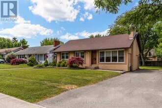 14 Caroline St in St Catharines, ON - Building Photo - Building Photo