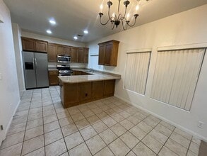 863 Park Walk Ave in Las Vegas, NV - Building Photo - Building Photo