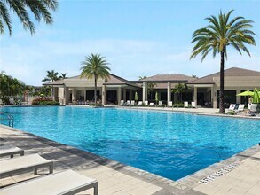 8382 NW 51st Terrace in Doral, FL - Building Photo - Building Photo