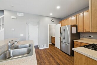 15340 Kenmare Cir in Manhattan, IL - Building Photo - Building Photo