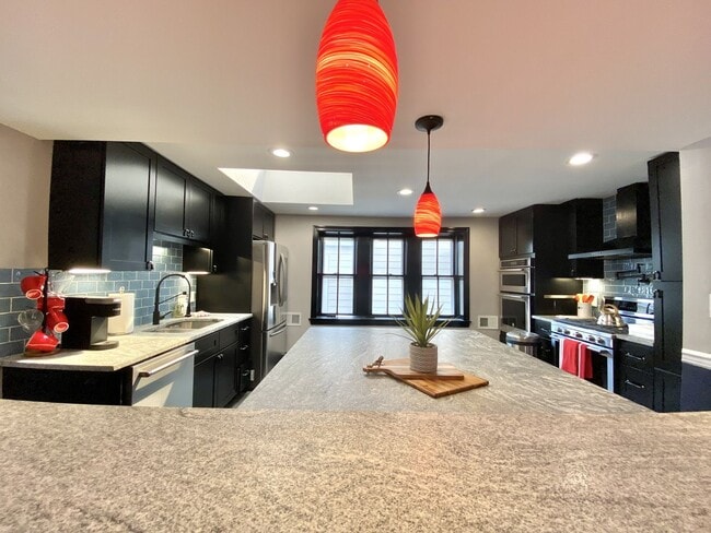 712 N West St in Wilmington, DE - Building Photo - Building Photo