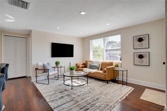 4761 83rd Terrace in Pinellas Park, FL - Building Photo - Building Photo