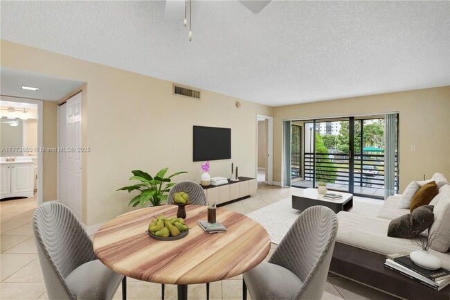 property at 2326 S Cypress Bend Dr