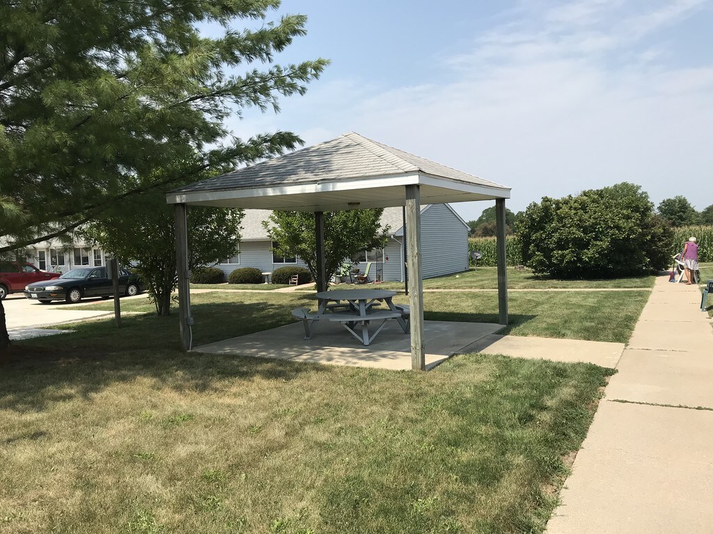 Farmington Manor Apartments Farmington, IL Apartments For Rent