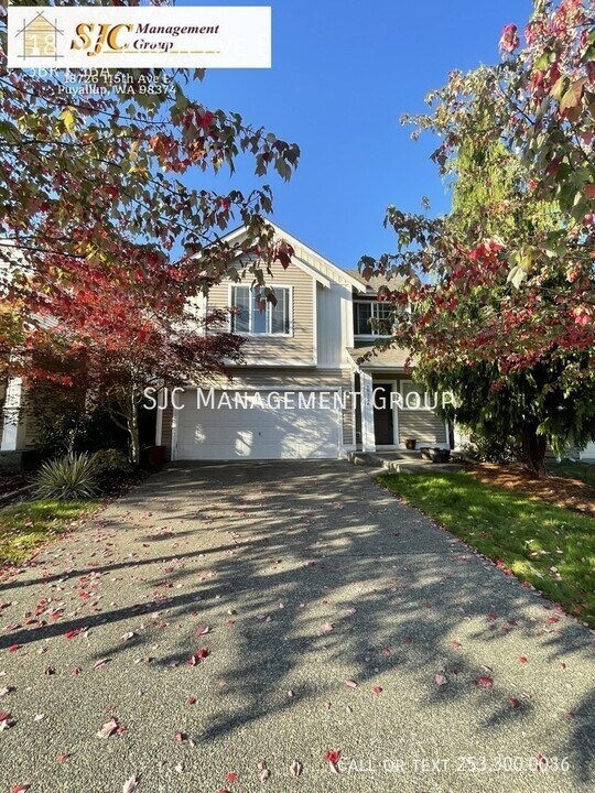 18726 115th Ave E in Puyallup, WA - Building Photo