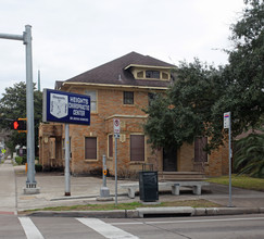 1050 Heights Blvd in Houston, TX - Building Photo - Building Photo