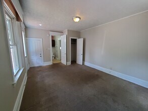 1418 12th Ave in Moline, IL - Building Photo - Building Photo