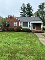 2224 N Connecticut Ave in Royal Oak, MI - Building Photo