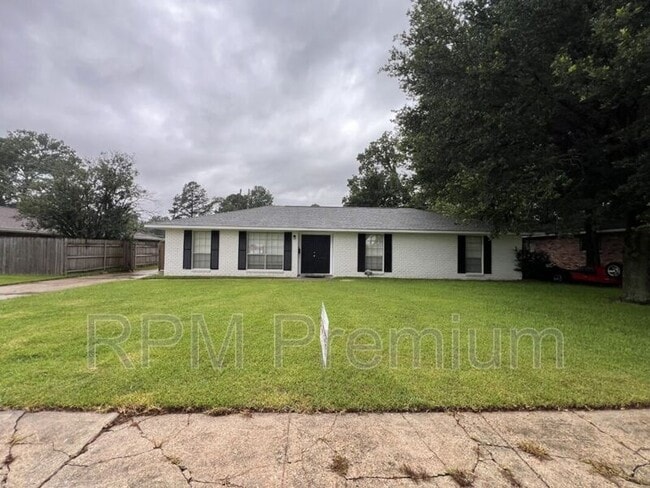 464 Wilton Dr