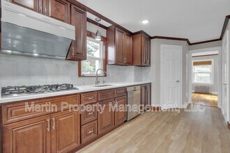 135 Wyoming Ave in Malden, MA - Building Photo - Building Photo