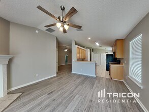 11707 Deep Springs Dr N in Jacksonville, FL - Building Photo - Building Photo