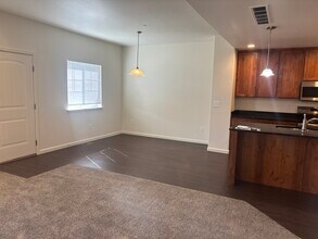 4355 24th Street Rd, Unit 1903 in Greeley, CO - Foto de edificio - Building Photo