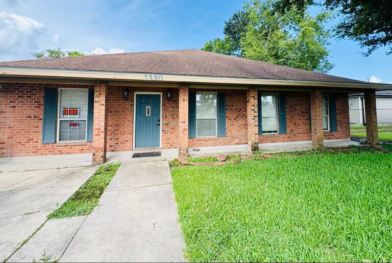 1330 Horace St in New Orleans, LA - Building Photo