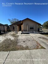 2264 Greenview Cir in Orlando, FL - Building Photo