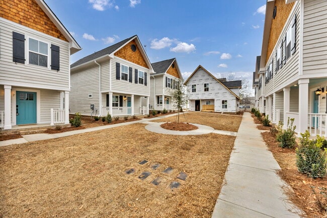 property at 1211 Pickens St