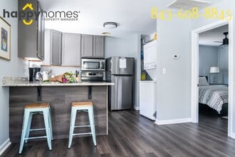 2140 Welch Ave in Charleston, SC - Building Photo - Building Photo