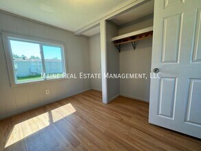 14 Park Dr in Canaan, ME - Building Photo - Building Photo