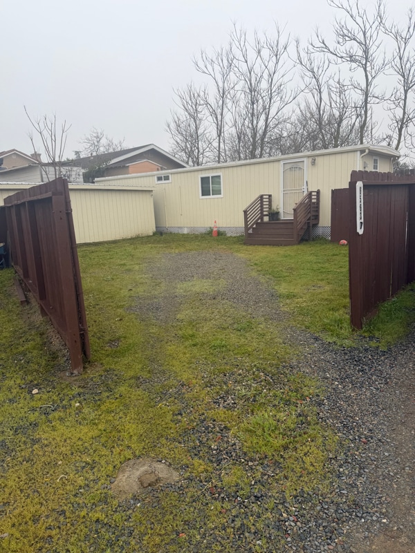 property at 6563 Brentwood Blvd