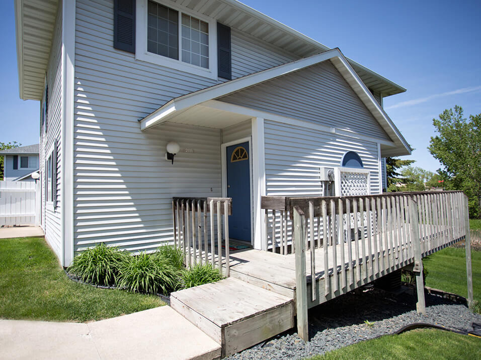 French Creek Townhomes in Rochester, MN - Foto de edificio