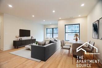 652 W Gordon Ter, Unit 1 in Chicago, IL - Building Photo - Building Photo