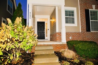 4194 Troutbrook Dr in Dublin, OH - Building Photo - Building Photo