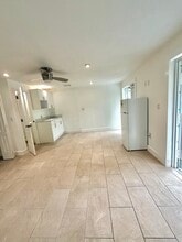 925 SW 94th Ave in Miami, FL - Building Photo - Building Photo