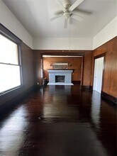 108 S Henrietta St in Henrietta, TX - Building Photo - Building Photo