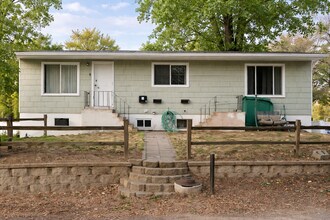 2523 8th Ave in Lewiston, ID - Building Photo - Building Photo