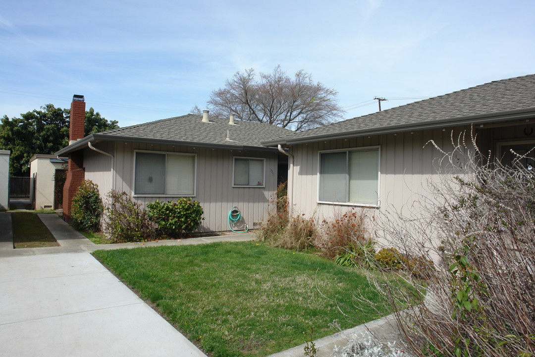 1313-1321 Essex Way in San Jose, CA - Building Photo