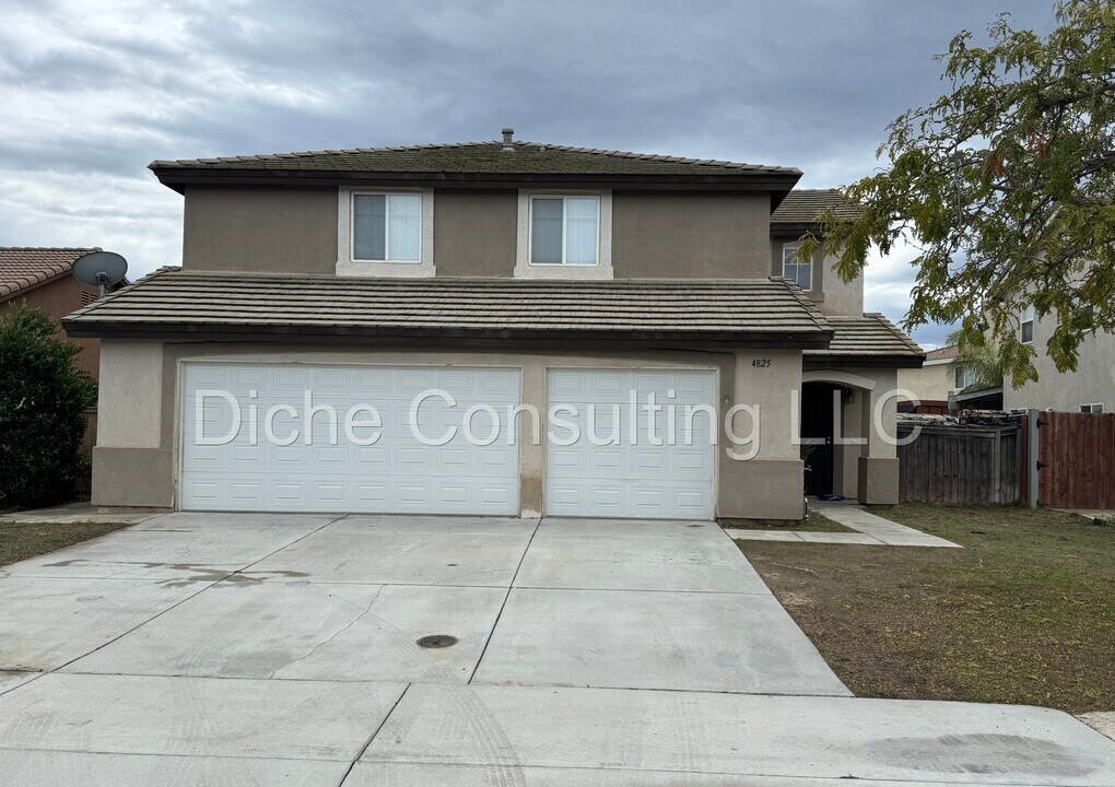 4825 Country Grove Way in Hemet, CA - Building Photo