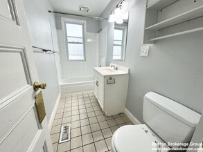 61 Crescent Ave, Unit #1 in Boston, MA - Building Photo - Building Photo