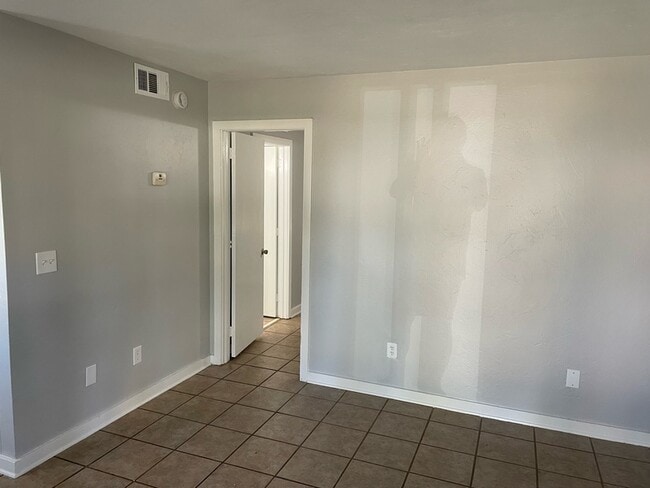 215 Lovelace Dr in Tallahassee, FL - Building Photo - Building Photo