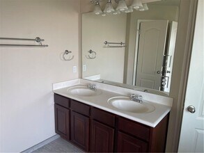 1718 Woodvista Pl in Round Rock, TX - Building Photo - Building Photo