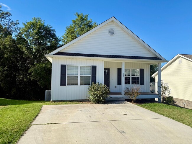 200 Ridge Pointe in Johnson City, TN - Building Photo - Building Photo