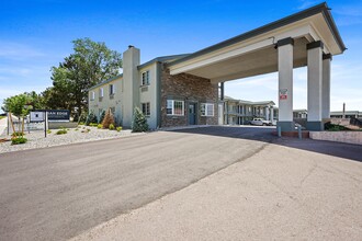 Urban Edge Apartments in Colorado Springs, CO - Foto de edificio - Building Photo