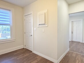 1230 Ottawa St in Windsor, ON - Building Photo - Building Photo
