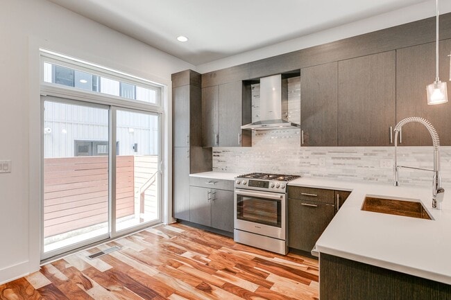 property at 322 Potts St