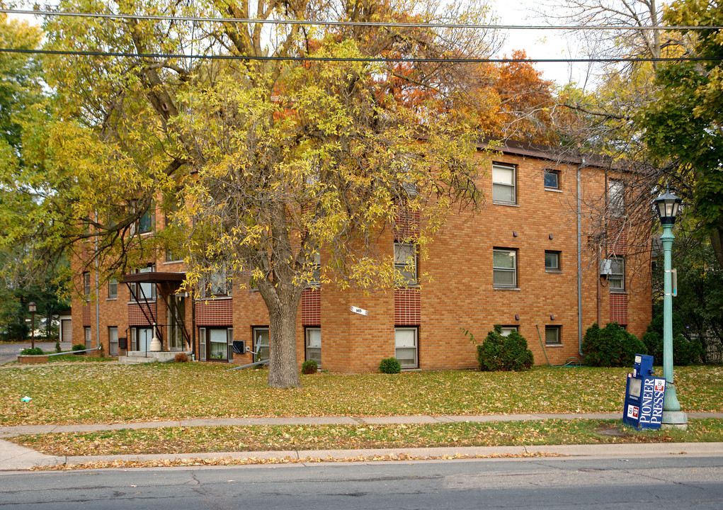 Prosperity Pines in St. Paul, MN - Building Photo