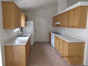 2643 Southern in Kingman, AZ - Building Photo - Building Photo