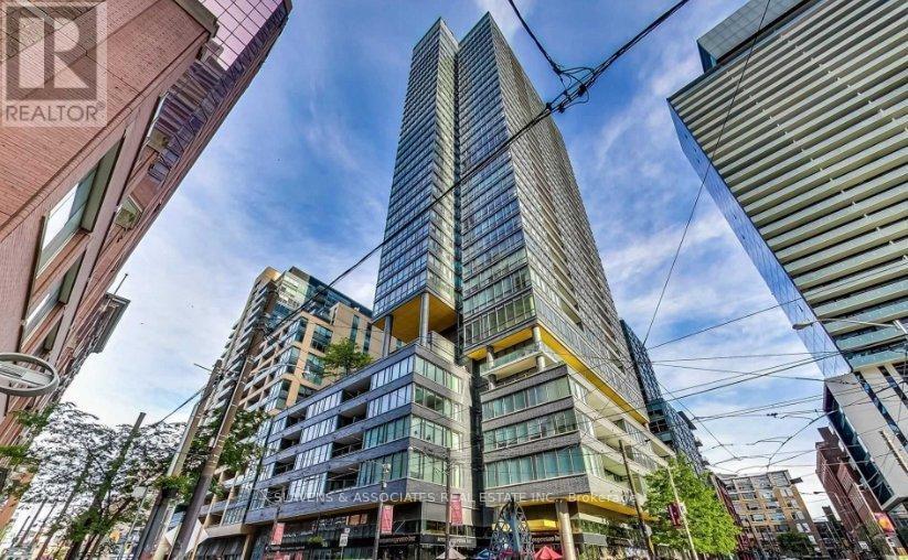 8-2808 Charlotte St in Toronto, ON - Building Photo
