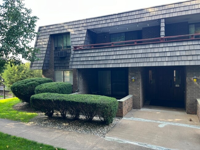 property at 64 Oxbow Dr